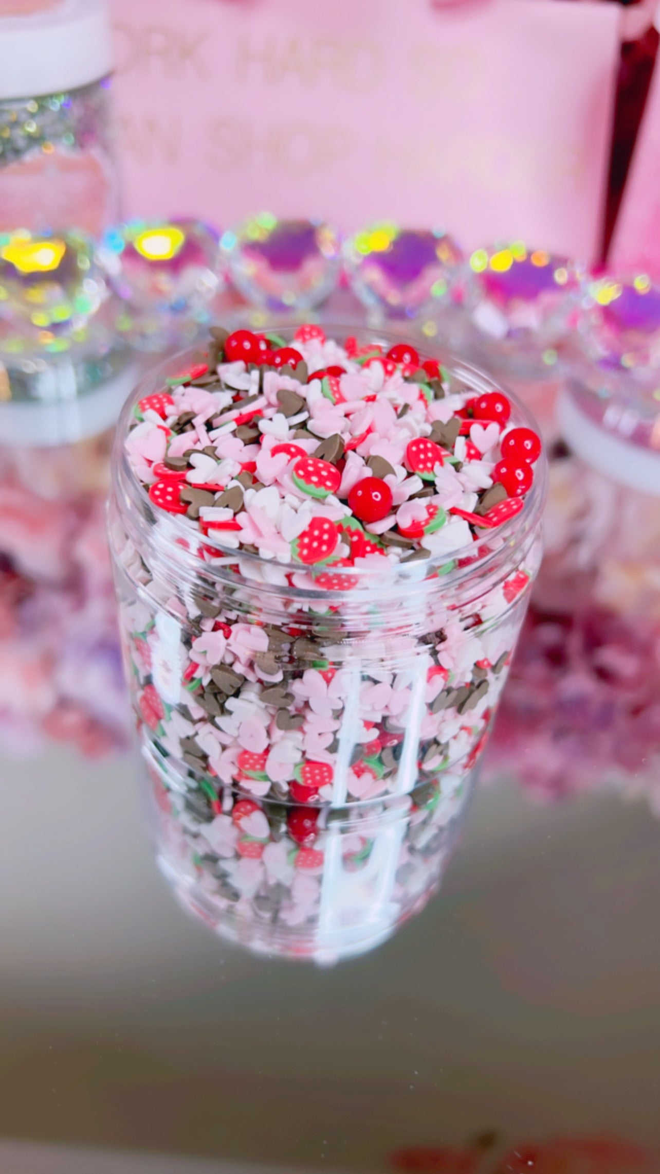 Chocolate strawberries mix