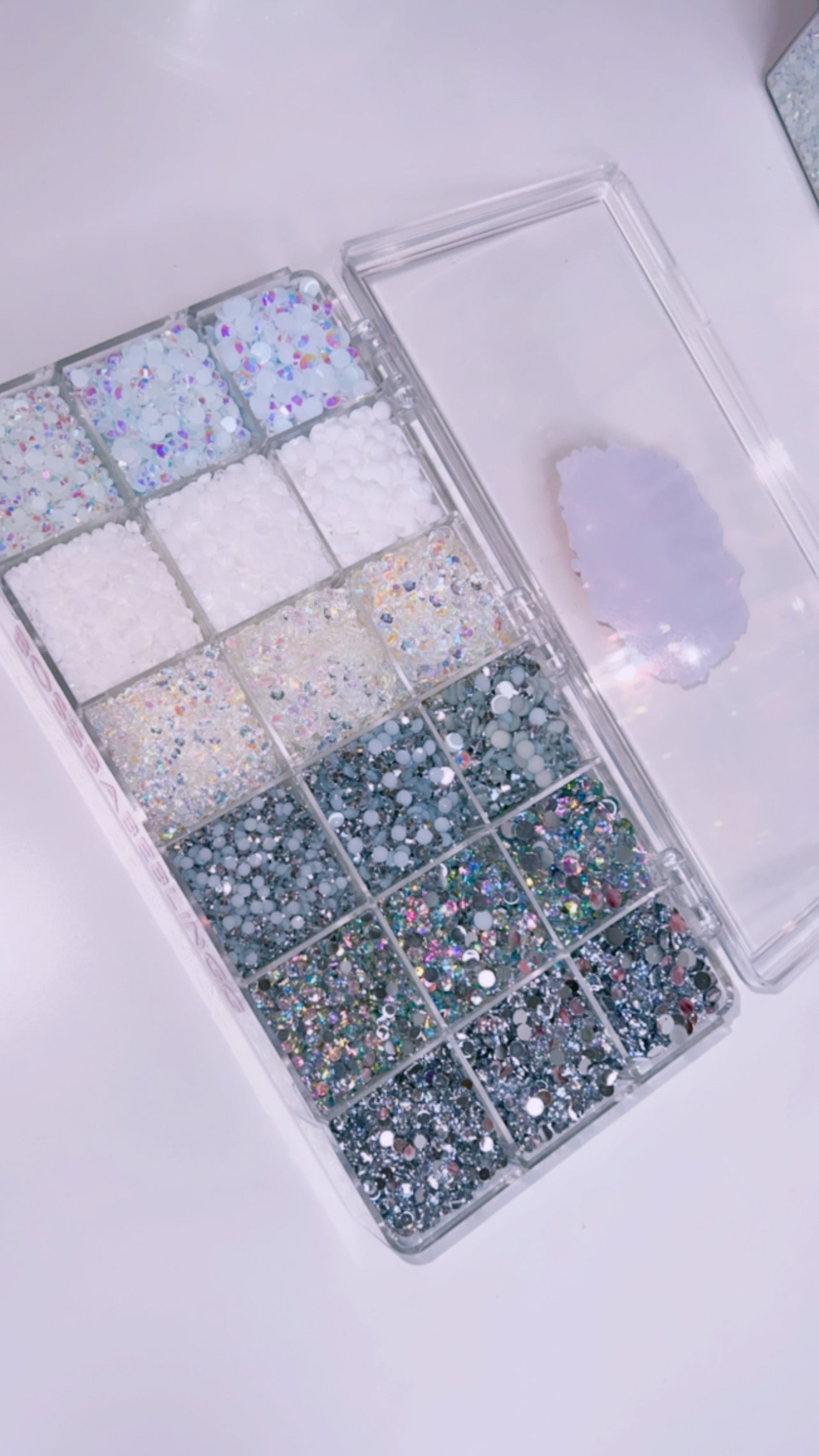Crystal blingg box